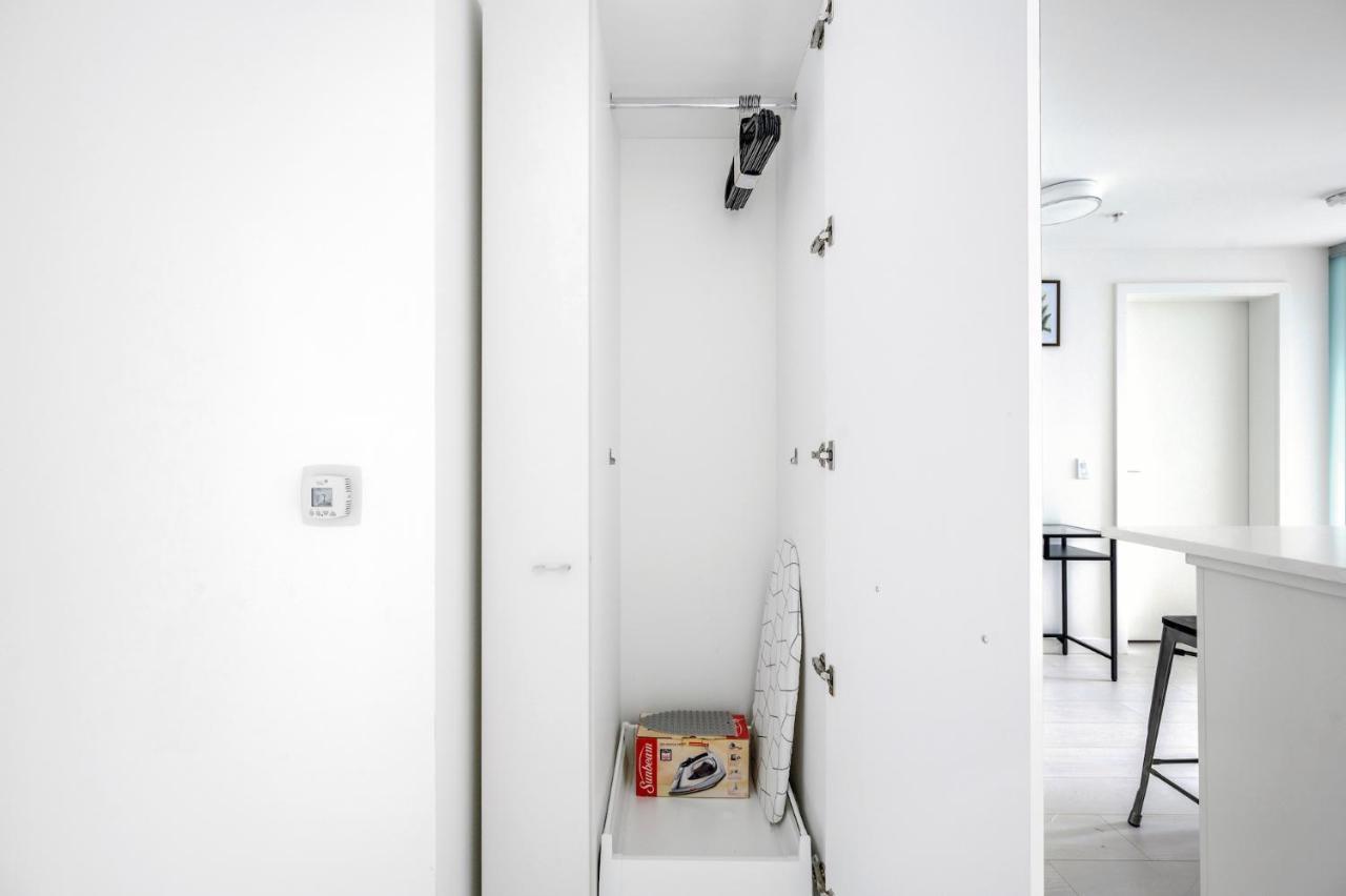 Apartamento Cozy 2bd Apt In Vancover Free Parking *